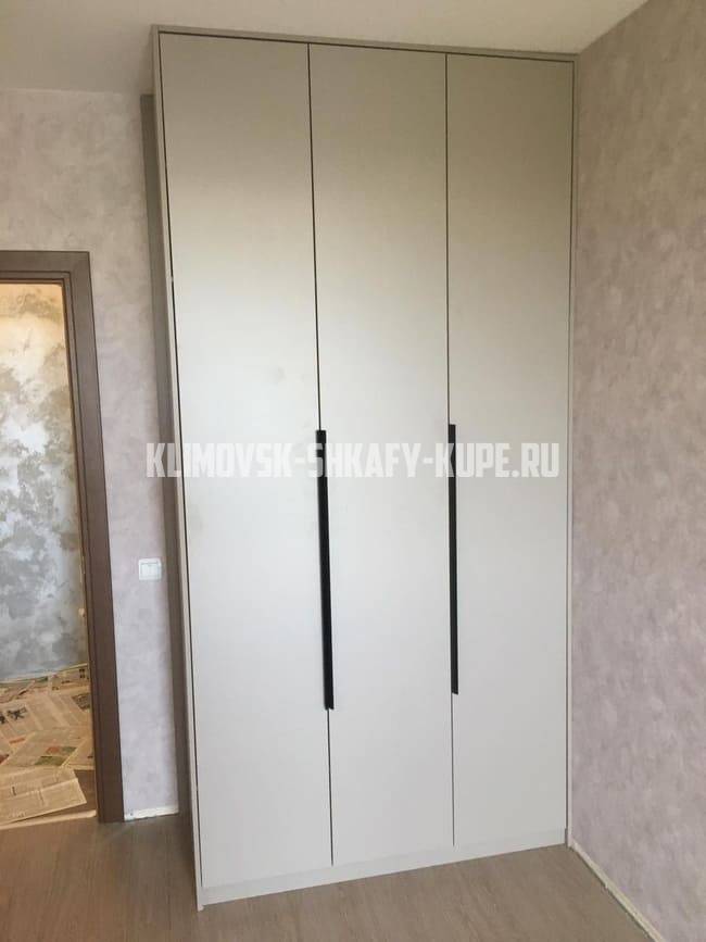 Распашные шкафы Климовск
